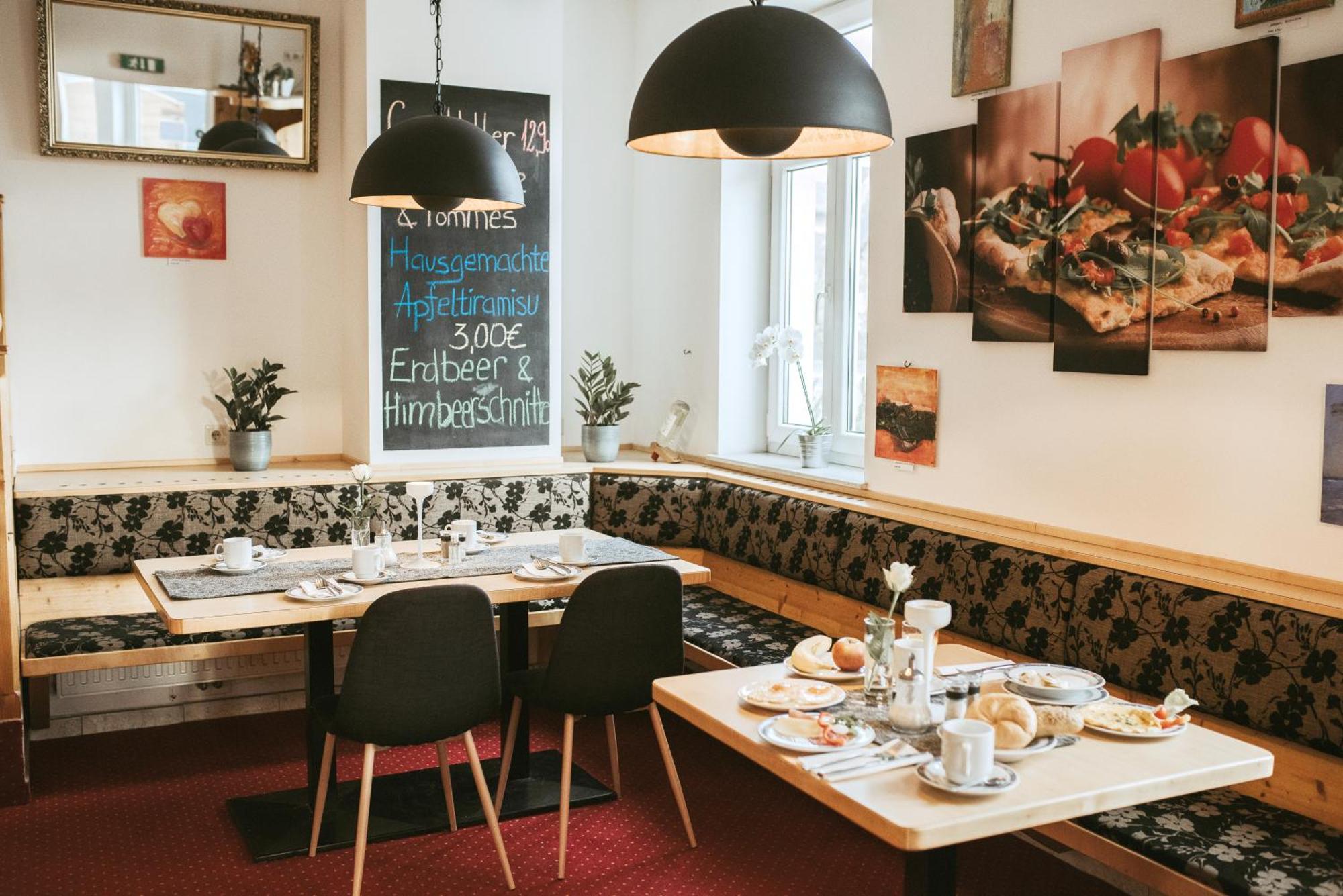 Restaurant Gaestehaus Feldkirchen Feldkirchen bei Graz Eksteriør billede