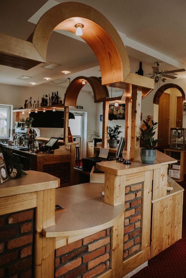 Restaurant Gaestehaus Feldkirchen Feldkirchen bei Graz Eksteriør billede